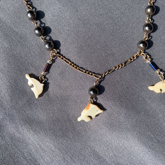 JEWELRY - 10in hand carved DOLPHIN shaped bone charm chain necklace, Alaska - Picture 4 of 8